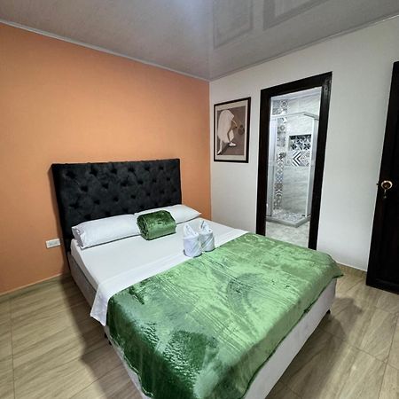 Habitacion En Apartahotel Sarita سالنتو المظهر الخارجي الصورة