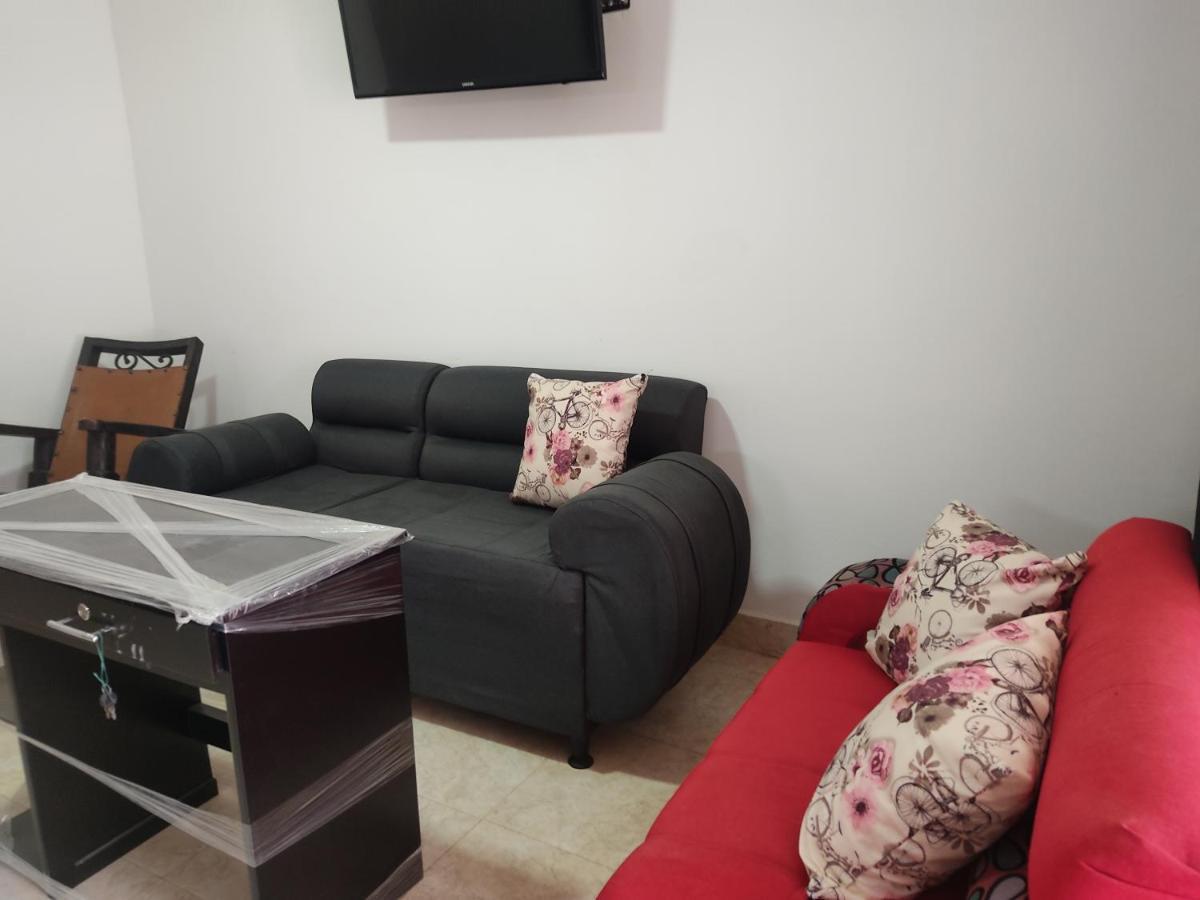 Habitacion En Apartahotel Sarita سالنتو المظهر الخارجي الصورة