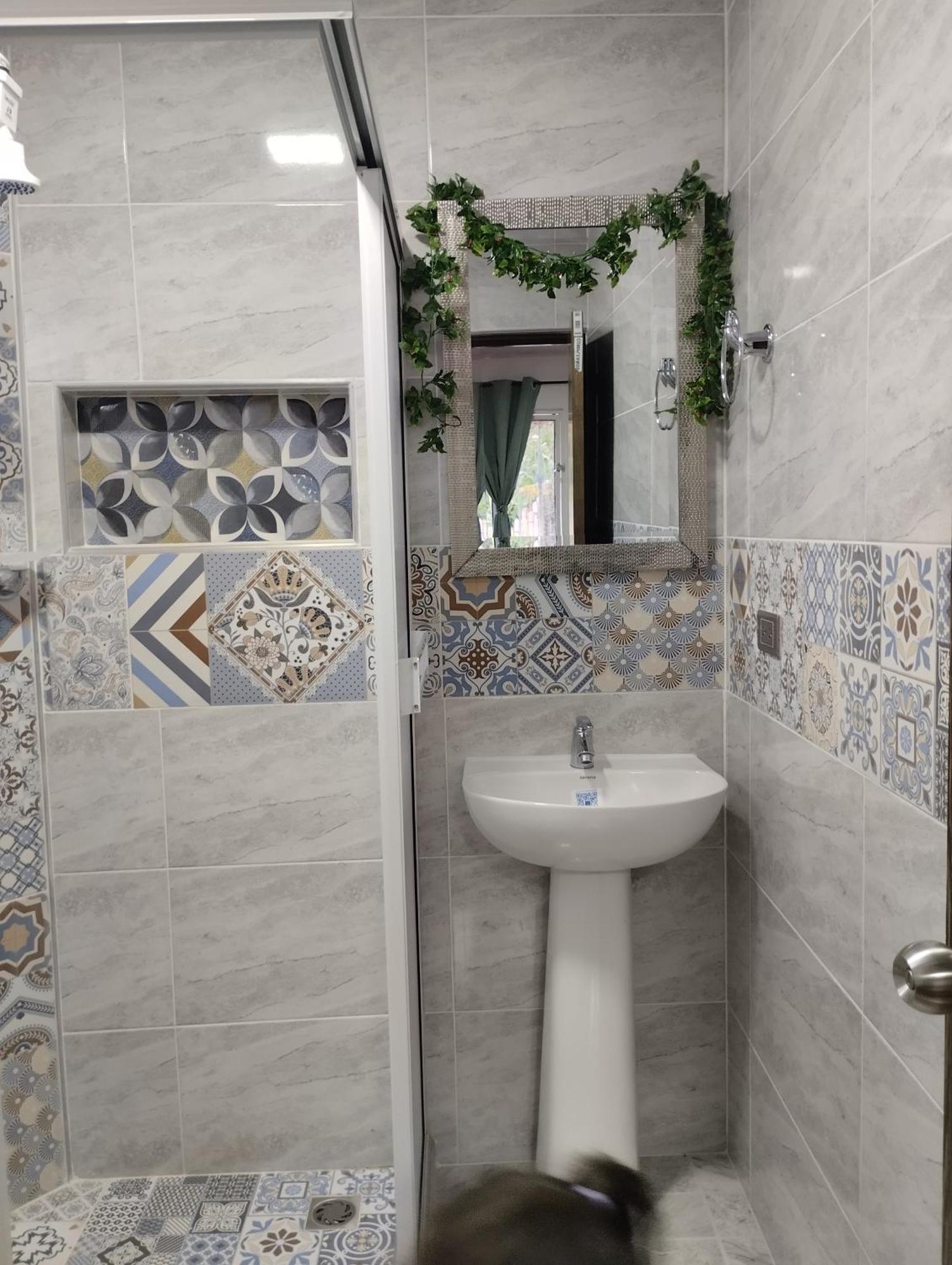 Habitacion En Apartahotel Sarita سالنتو المظهر الخارجي الصورة