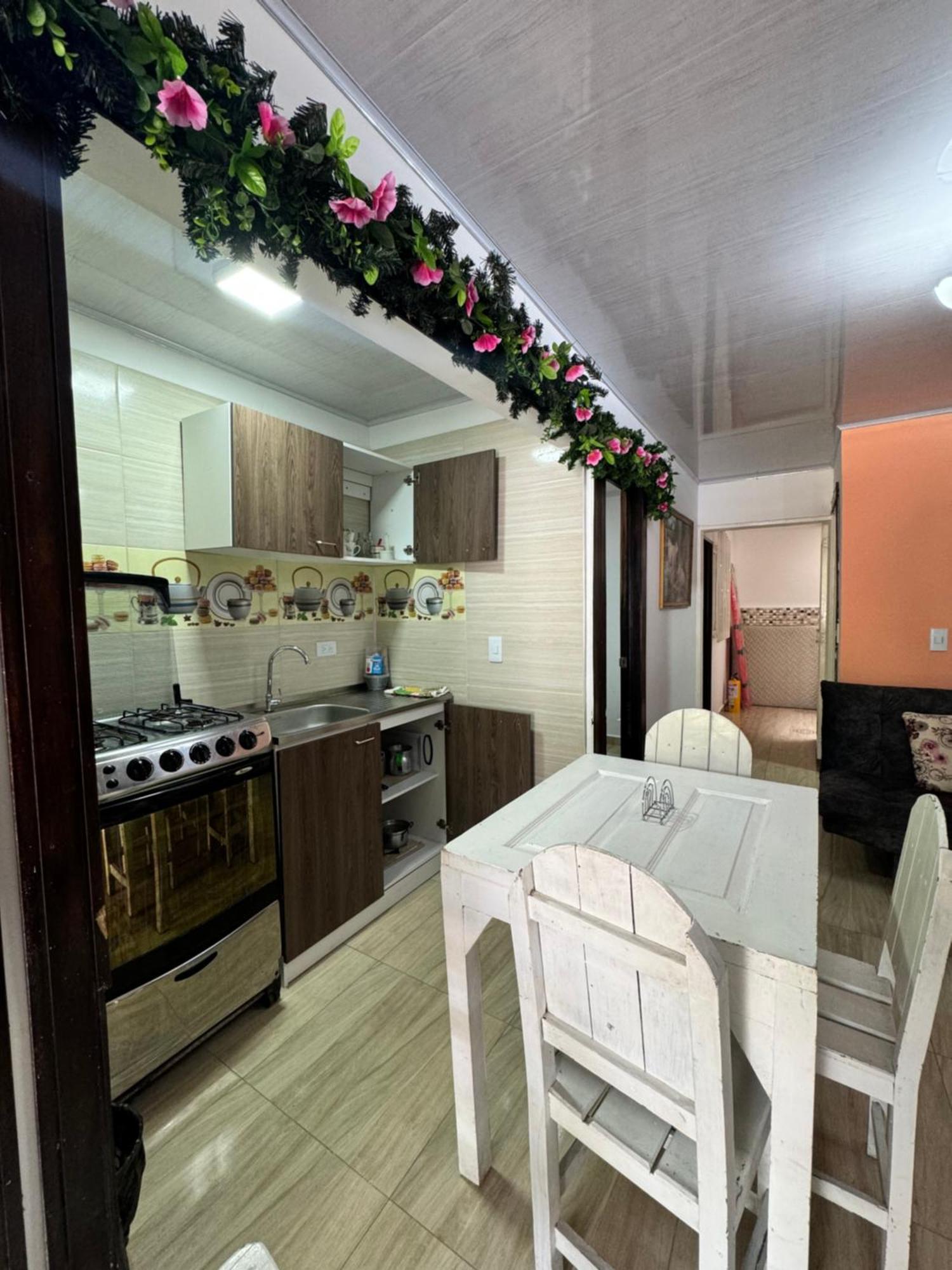 Habitacion En Apartahotel Sarita سالنتو المظهر الخارجي الصورة