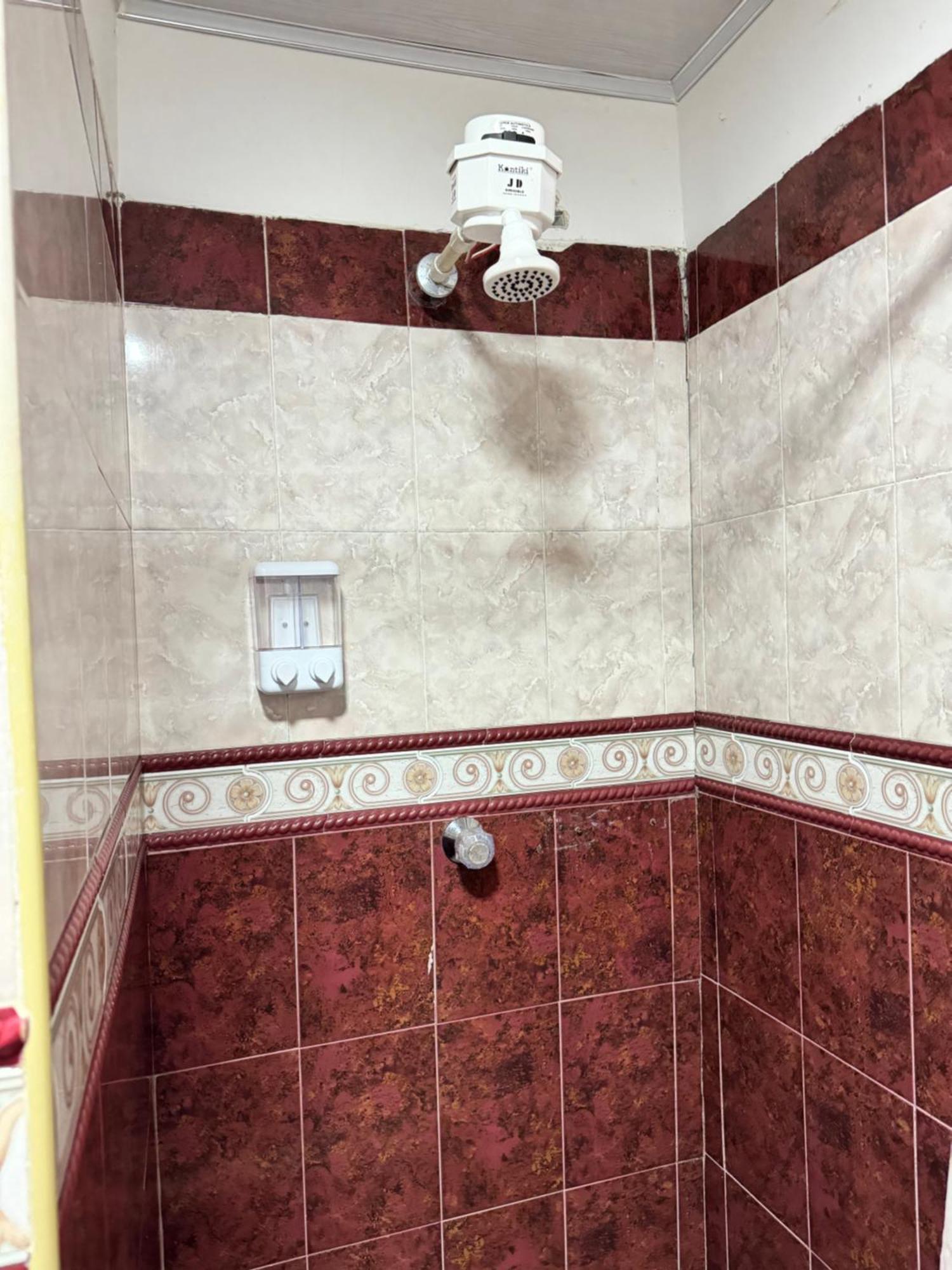 Habitacion En Apartahotel Sarita سالنتو المظهر الخارجي الصورة