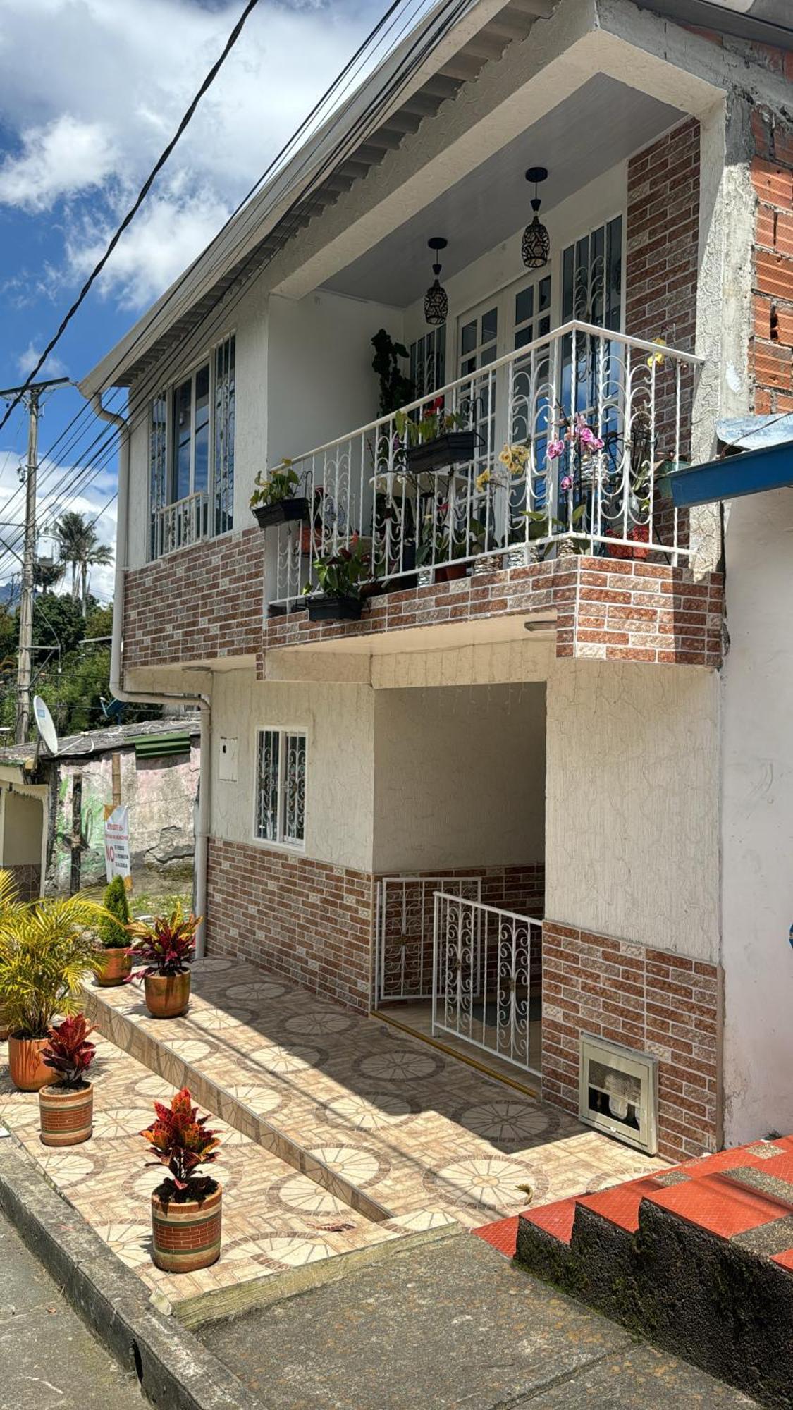Habitacion En Apartahotel Sarita سالنتو المظهر الخارجي الصورة